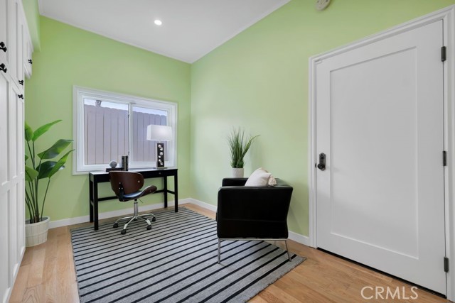 5858 Abernathy Drive, Los Angeles CA: https://media.crmls.org/medias/473aa229-e763-4109-abb1-cadaec0f0cae.jpg
