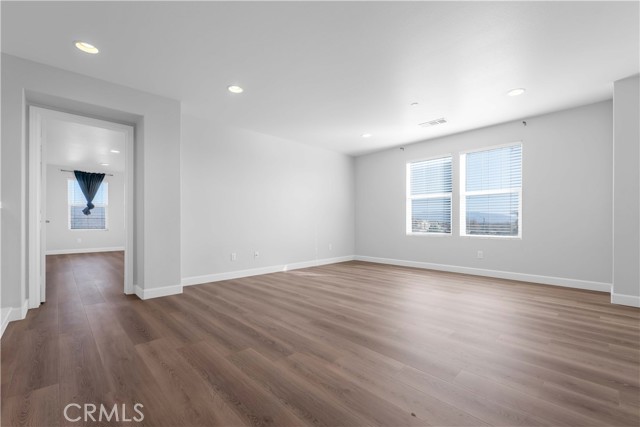 Detail Gallery Image 13 of 15 For 30183 Redding, Murrieta,  CA 92563 - 5 Beds | 3 Baths