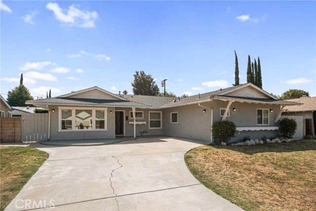 6615 Farralone Avenue, Woodland Hills CA: https://media.crmls.org/medias/473c55d7-7f46-4cb8-81d1-752a2872ac9a.jpg