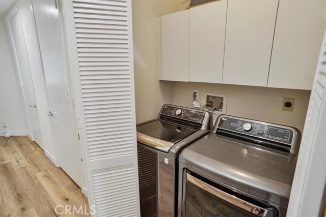 Detail Gallery Image 14 of 15 For 1819 Holmby #104,  Los Angeles,  CA 90025 - 2 Beds | 3 Baths