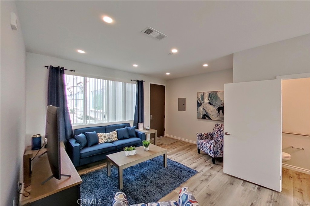 14807 Pioneer Boulevard, Norwalk, CA 90650
