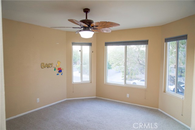 640 W Avenue Q12, Palmdale CA: https://media.crmls.org/medias/473dc4ab-fb91-4483-804c-b7af79a49bee.jpg