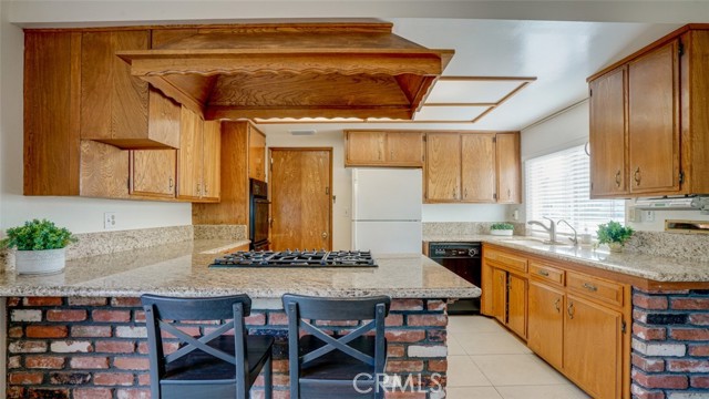 Detail Gallery Image 13 of 43 For 525 S Darwood Ave, San Dimas,  CA 91773 - 4 Beds | 2 Baths