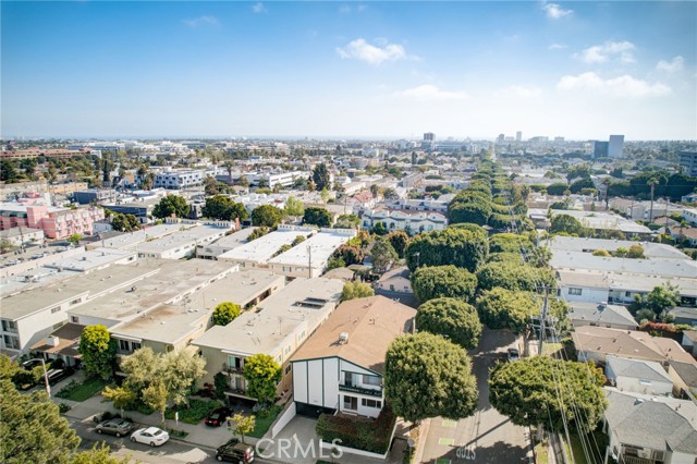 Detail Gallery Image 33 of 36 For 1304 Berkeley St #3,  Santa Monica,  CA 90404 - 4 Beds | 2 Baths