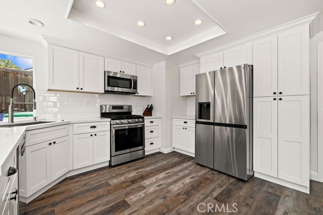 Image 19 of 55 For 11533 Chadwick