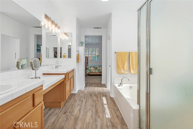 12206 Sundance Canyon Drive, Bakersfield CA: https://media.crmls.org/medias/473f9e69-1309-409e-bef6-e2ae4559fb30.jpg