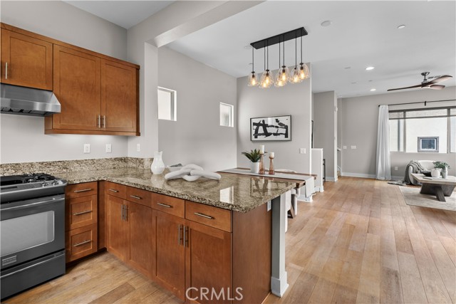 1800 Ocean Court, Costa Mesa CA: https://media.crmls.org/medias/47400022-ed1d-47b6-b313-3dac436a0071.jpg