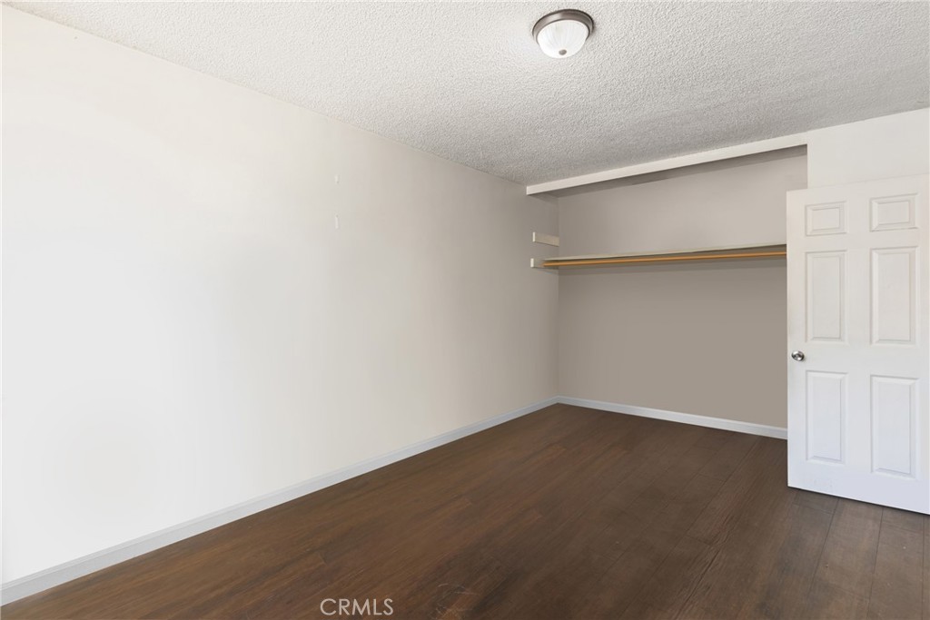 https://media.crmls.org/medias/47412a91-b213-4b6e-8a9b-4f2cece0f207.jpg?preset=X-Large