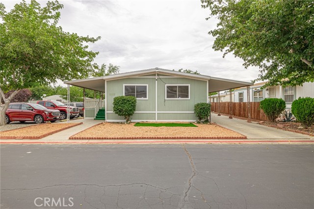 Detail Gallery Image 2 of 45 For 3524 E R Ave #300,  Palmdale,  CA 93550 - 3 Beds | 2 Baths