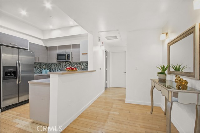 Detail Gallery Image 7 of 23 For 966 S St Andrews Pl #101,  Los Angeles,  CA 90019 - 2 Beds | 2 Baths