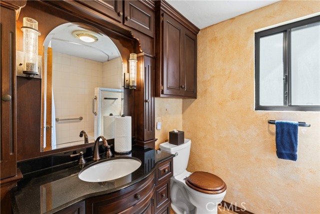 Detail Gallery Image 22 of 41 For 1343 Golden Rule Ln, Lake Arrowhead,  CA 92352 - 3 Beds | 2/1 Baths