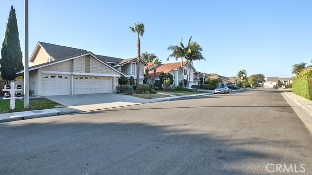 Detail Gallery Image 72 of 73 For 18829 Mount Schelin Cir, Fountain Valley,  CA 92708 - 4 Beds | 3 Baths