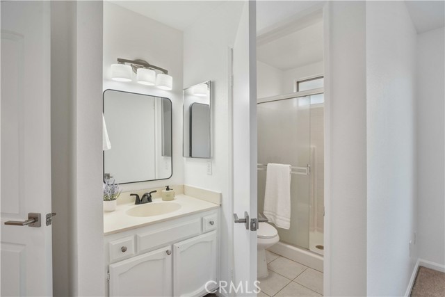 Detail Gallery Image 19 of 25 For 1504 Santiago Ct, Bakersfield,  CA 93307 - 4 Beds | 2/1 Baths