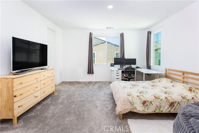 Detail Gallery Image 8 of 29 For 16586 Strategy Pl, Chino,  CA 91708 - 4 Beds | 3 Baths