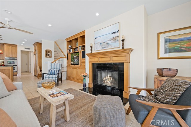 Detail Gallery Image 22 of 45 For 334 Locust St #2,  Laguna Beach,  CA 92651 - 3 Beds | 2/1 Baths