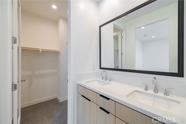 Detail Gallery Image 43 of 44 For 2647 Everly Dr, San Diego,  CA 92108 - 3 Beds | 2/1 Baths