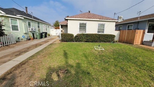 Detail Gallery Image 1 of 1 For 4493 W 138th St, Hawthorne,  CA 90250 - 2 Beds | 1 Baths