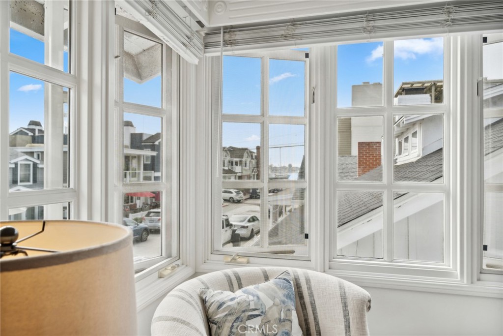 4744f0de 7b6b 4292 8b35 498409bdd7a2