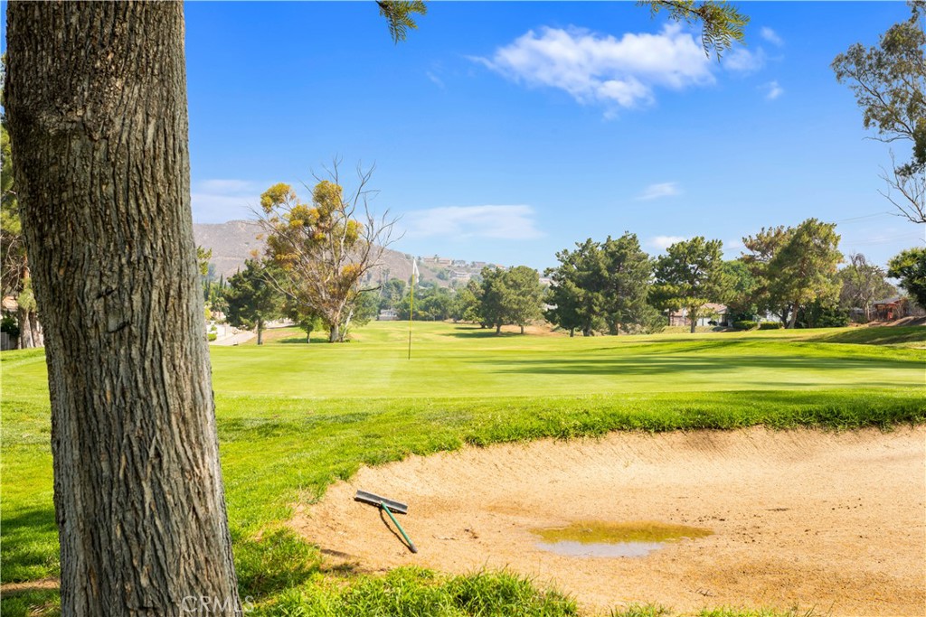 https://media.crmls.org/medias/4745d944-835c-400f-83d4-b17049b18c4d.jpg?preset=X-Large