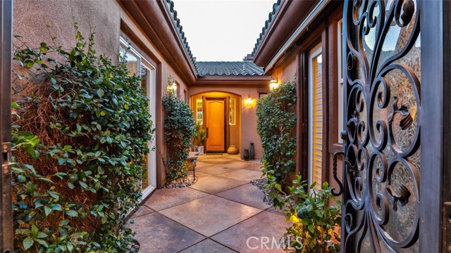 Detail Gallery Image 3 of 21 For 56705 Mountain, La Quinta,  CA 92253 - 3 Beds | 3/1 Baths