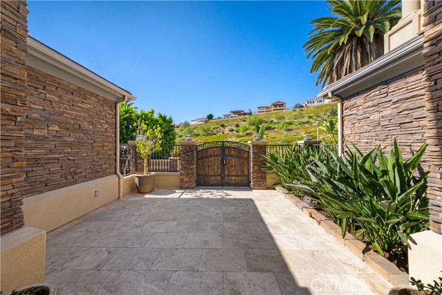 Detail Gallery Image 53 of 66 For 4090 Naples Ct, Yorba Linda,  CA 92886 - 6 Beds | 6/1 Baths