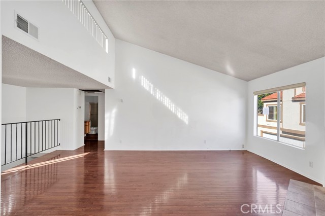 Detail Gallery Image 12 of 35 For 1216 S Cypress Ave #E,  Ontario,  CA 91762 - 2 Beds | 1/1 Baths