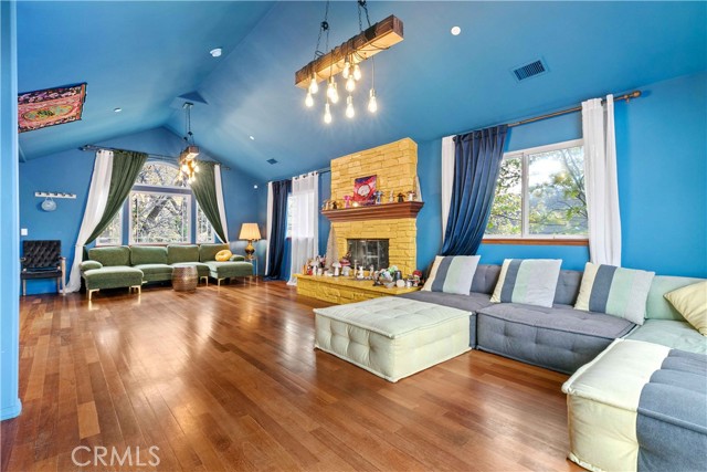 Detail Gallery Image 21 of 52 For 1253 Golden Rule, Lake Arrowhead,  CA 92352 - 4 Beds | 2/1 Baths