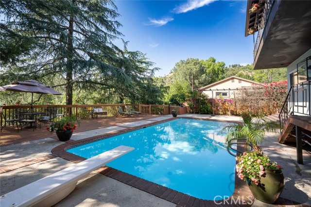 Detail Gallery Image 32 of 39 For 3342 Dunsmere, Glendale,  CA 91206 - 3 Beds | 2 Baths