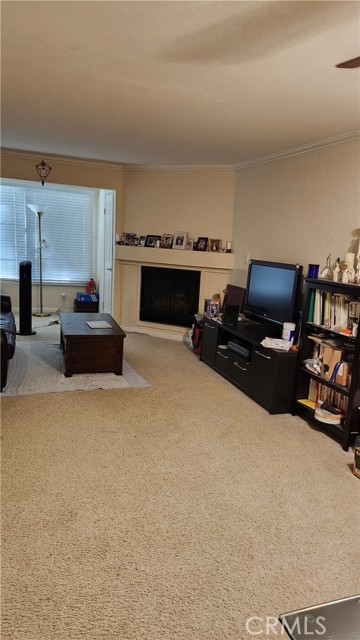 Image 2 of 4 For 5525 Canoga Avenue 224