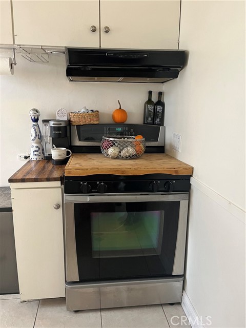 3300 Seaview Avenue, Corona del Mar CA: https://media.crmls.org/medias/474981af-3491-4a65-b64b-3a8114ad16b8.jpg
