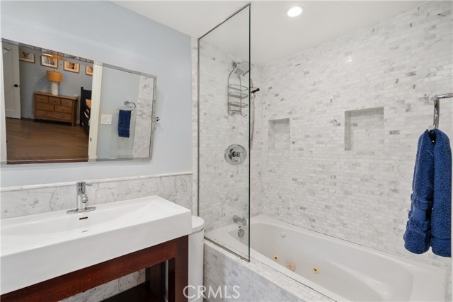 7670 Woodrow Wilson Drive, Los Angeles CA: https://media.crmls.org/medias/474a2481-e5e6-457b-b11a-04f0af2c4e78.jpg