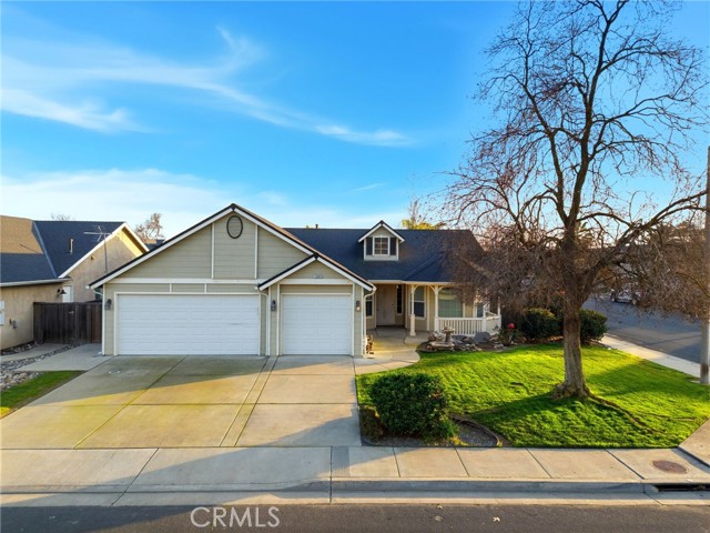 Detail Gallery Image 6 of 57 For 1095 W Saffron, Hanford,  CA 93230 - 4 Beds | 2 Baths