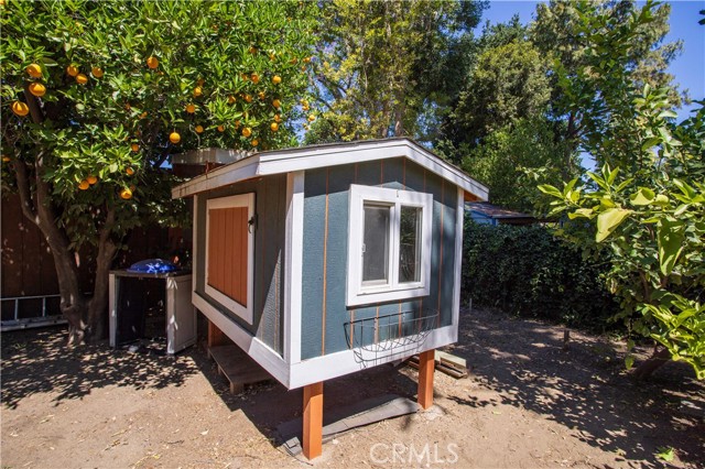 10321 Owensmouth Avenue, Chatsworth CA: https://media.crmls.org/medias/474b54b9-9f81-4f11-bf86-49aa451e557c.jpg