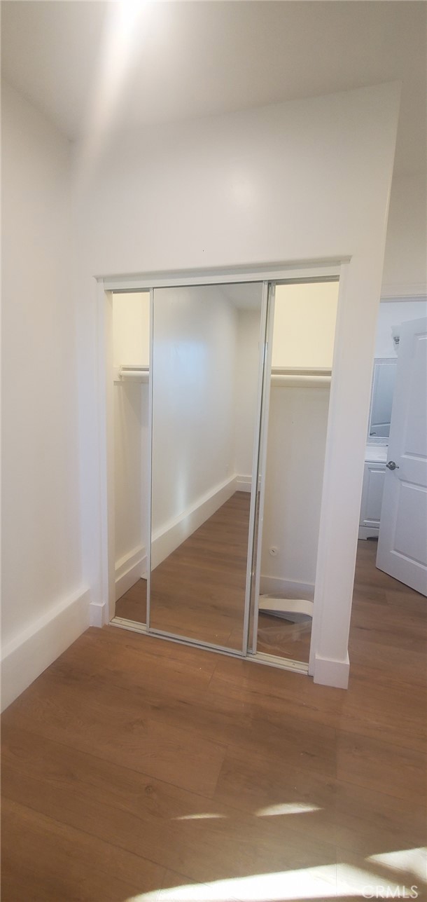 Detail Gallery Image 20 of 27 For 23462 Friar St, Woodland Hills,  CA 91367 - 1 Beds | 1 Baths