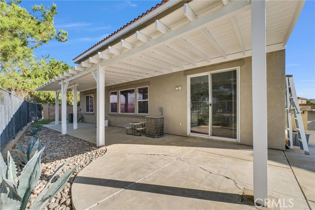 Detail Gallery Image 40 of 42 For 519 Cedarbrook Ln, Corona,  CA 92879 - 4 Beds | 2/1 Baths