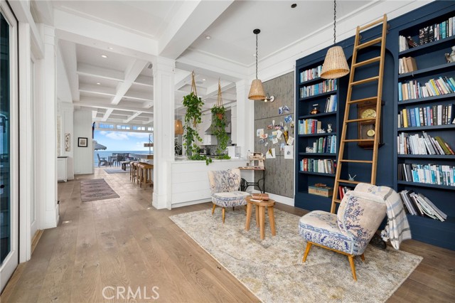 Detail Gallery Image 13 of 74 For 35167 Beach Road, Dana Point,  CA 92624 - 5 Beds | 4/1 Baths