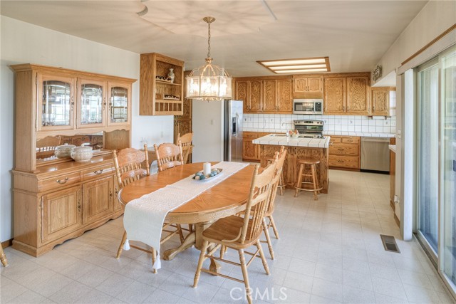 Detail Gallery Image 10 of 74 For 5 Hill Dr, Oroville,  CA 95966 - 3 Beds | 3 Baths