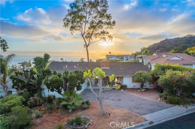 Detail Gallery Image 5 of 23 For 30671 Marilyn Dr, Laguna Beach,  CA 92651 - 3 Beds | 2 Baths