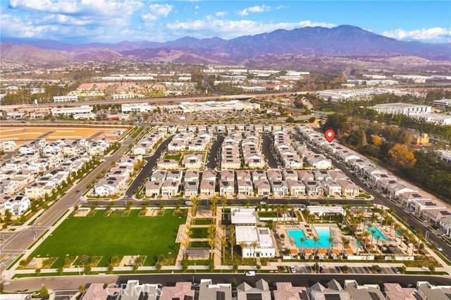 390 Riverbend, Lake Forest CA: https://media.crmls.org/medias/474f9e51-9f0c-4dcb-bf31-fc6dee07dad2.jpg
