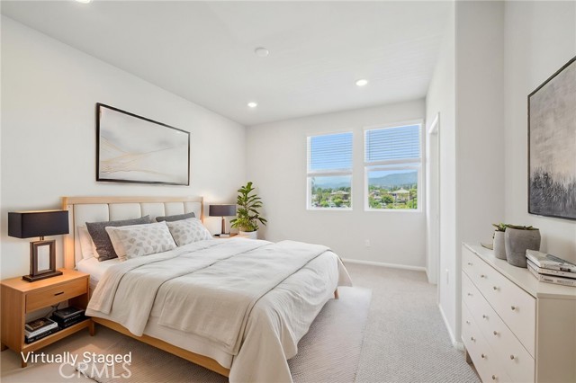 221 Aurora Lane, Pomona CA: https://media.crmls.org/medias/47504488-9d16-477f-b011-6fc911aec11a.jpg