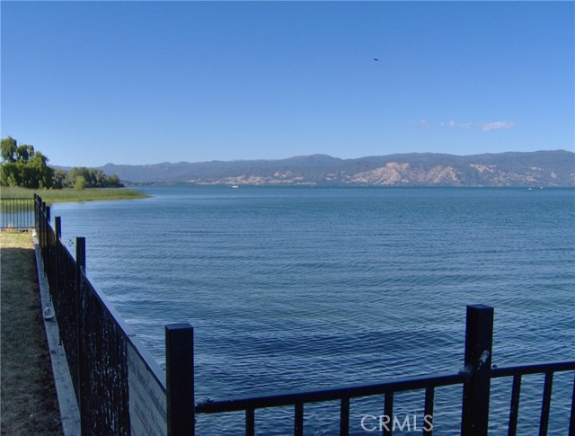 Image 3 for 10 Royale Ave #1, Lakeport, CA 95453