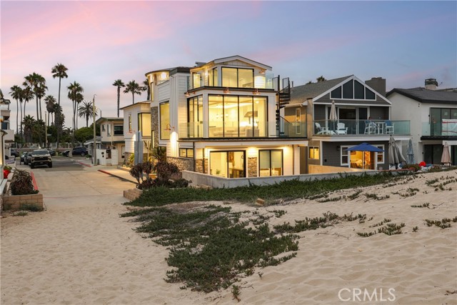 7210 W. Oceanfront, Newport Beach CA: https://media.crmls.org/medias/4750a1d3-e2a3-4f97-86f3-26b5a2bf276f.jpg