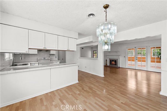 Image 7 of 22 For 3137 Olinda Ln