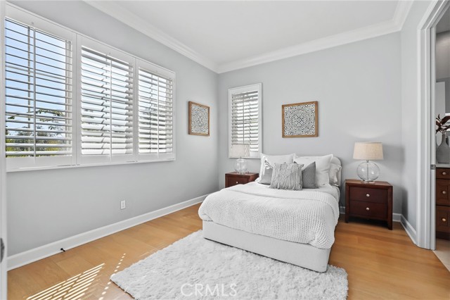 106 Long Fence, Irvine CA: https://media.crmls.org/medias/47530f88-95c2-4858-b0f4-8d285ec133fa.jpg