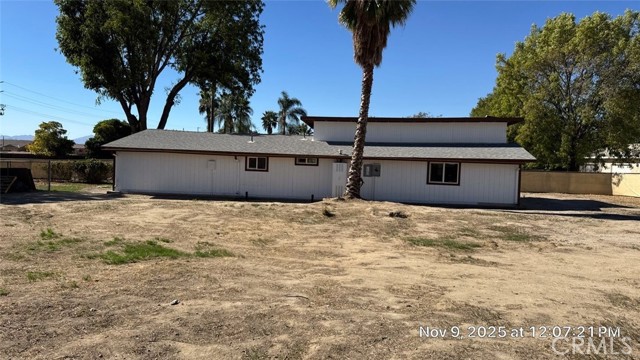 Detail Gallery Image 2 of 18 For 14191 Wilmot, Moreno Valley,  CA 92555 - 7 Beds | 4 Baths