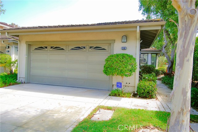 28 Fairway Drive, Manhattan Beach CA: https://media.crmls.org/medias/47549283-75d4-4837-96f6-2c67eb32d82a.jpg