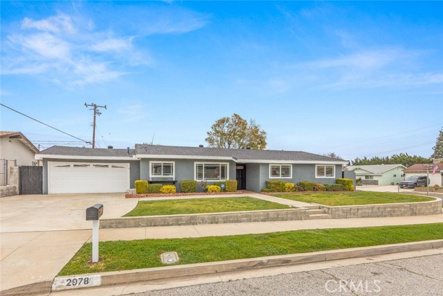 Detail Gallery Image 1 of 18 For 2978 Galveston Dr, Simi Valley,  CA 93063 - 4 Beds | 3 Baths