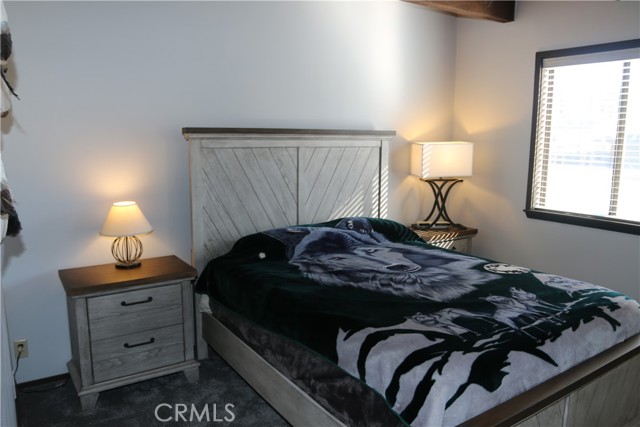 Detail Gallery Image 6 of 23 For 42537 Moonridge Rd, Big Bear Lake,  CA 92315 - 2 Beds | 1/1 Baths