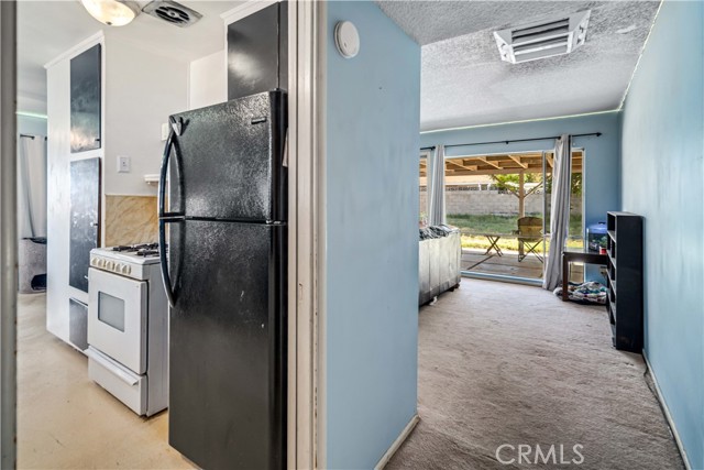 Detail Gallery Image 12 of 29 For 1138 E Avenue J4, Lancaster,  CA 93535 - 4 Beds | 2 Baths