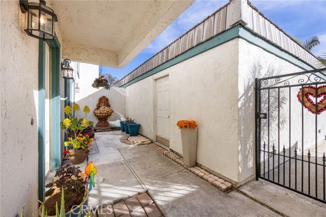 Image 3 of 46 For 6889 Danvers Drive